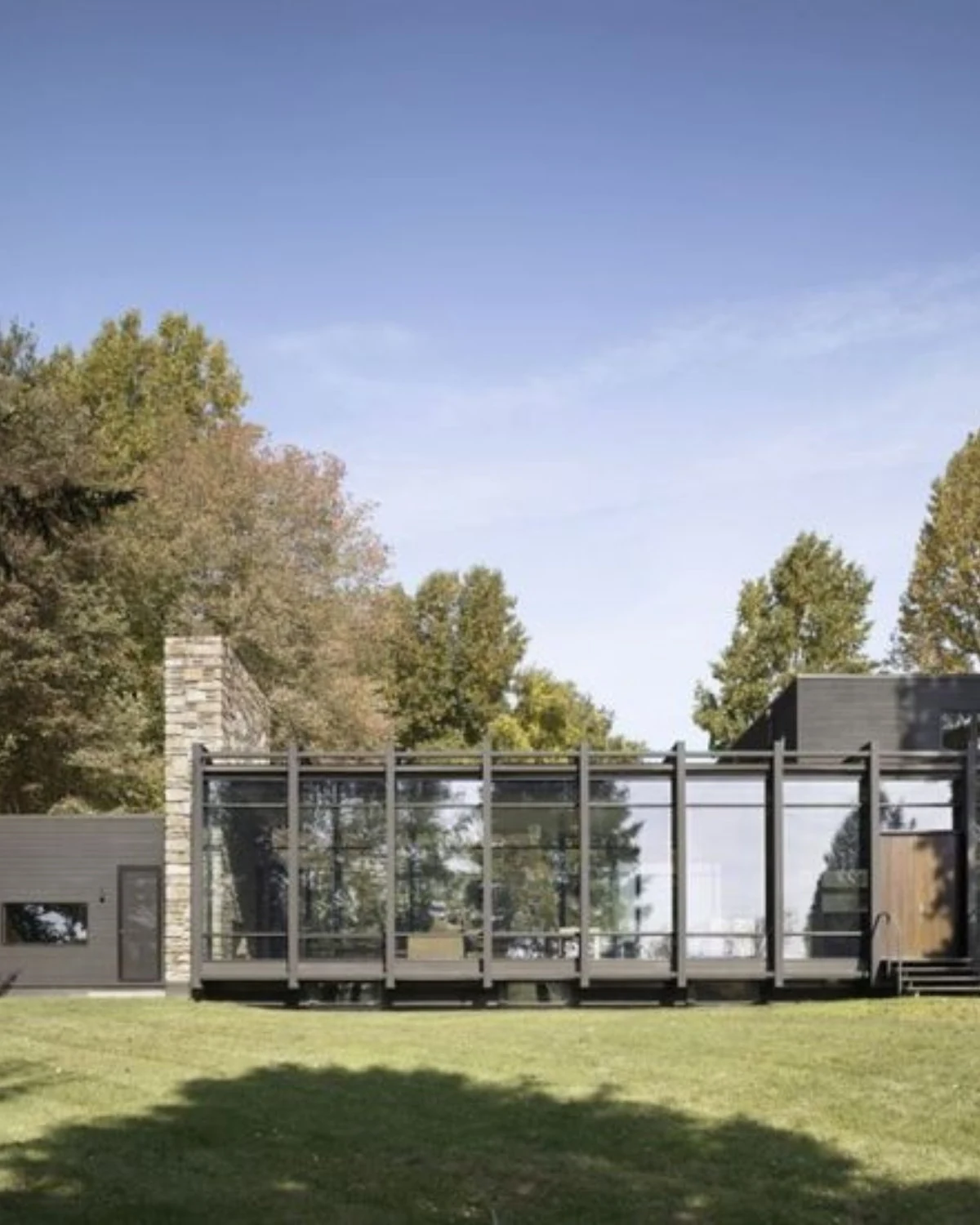 Casa Home 369 — Residencial
